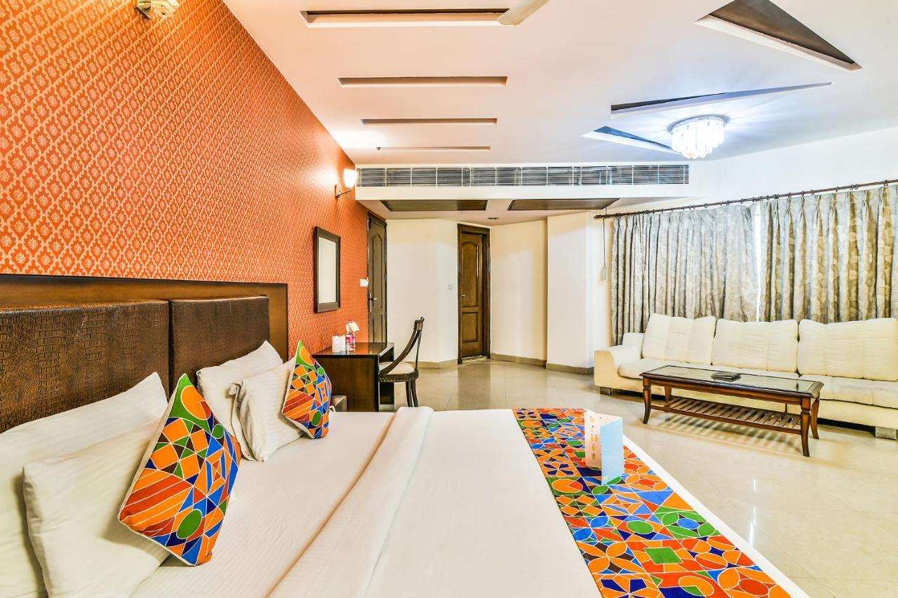 Hotel Alpine Tree Neu-Delhi Exterior foto